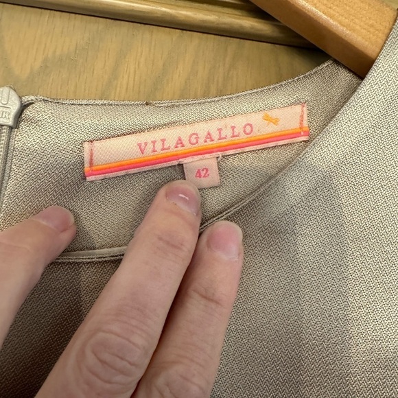 Vilagallo Gold Sheen Acetate Lined Embroidered Hem Dress / EUR 42 / large - Picture 6 of 12